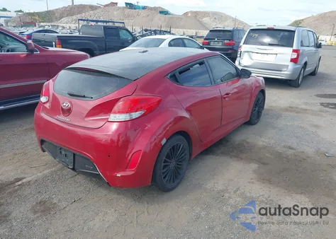 2012 Hyundai Veloster Base W/Red/Black из США, поврежденный, VIN KMHTC6AD8CU053904